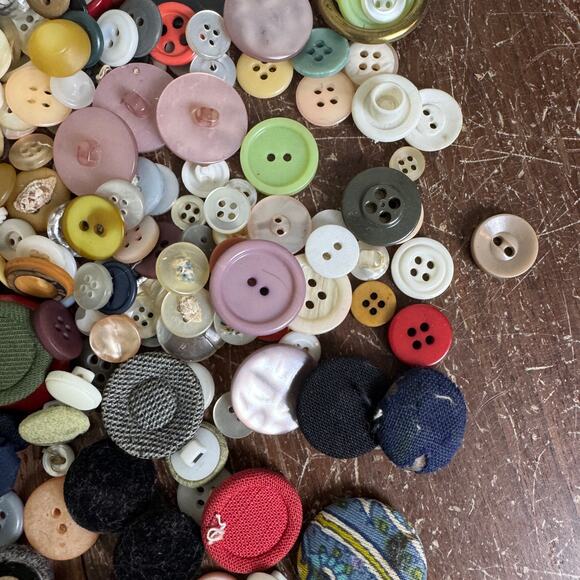 True Vintage Bakelite Celluloid Plastic Button Variety Bundle LOT 13 ounces - Picture 10 of 13